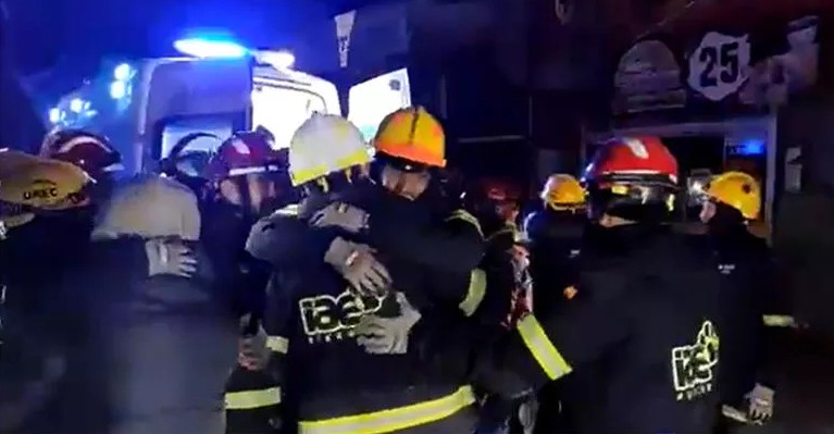 İspanyol ekipten pide paylaşımı: Kahraman olan onlar, biz umut kaynağıyız - Resim: 2