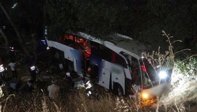 Yozgat'ta 12 kişiyi hayattan koparan kazanın sebebi ortaya çıktı! Otobüs şoförü kalp krizi geçirmiş - Resim: 2