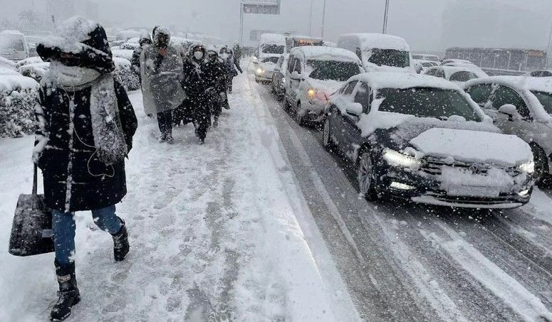 AKOM'dan uyarı geldi! İstanbullular hafta sonu kara hazır mısınız? ❄️🌨️☃️ - Resim: 11