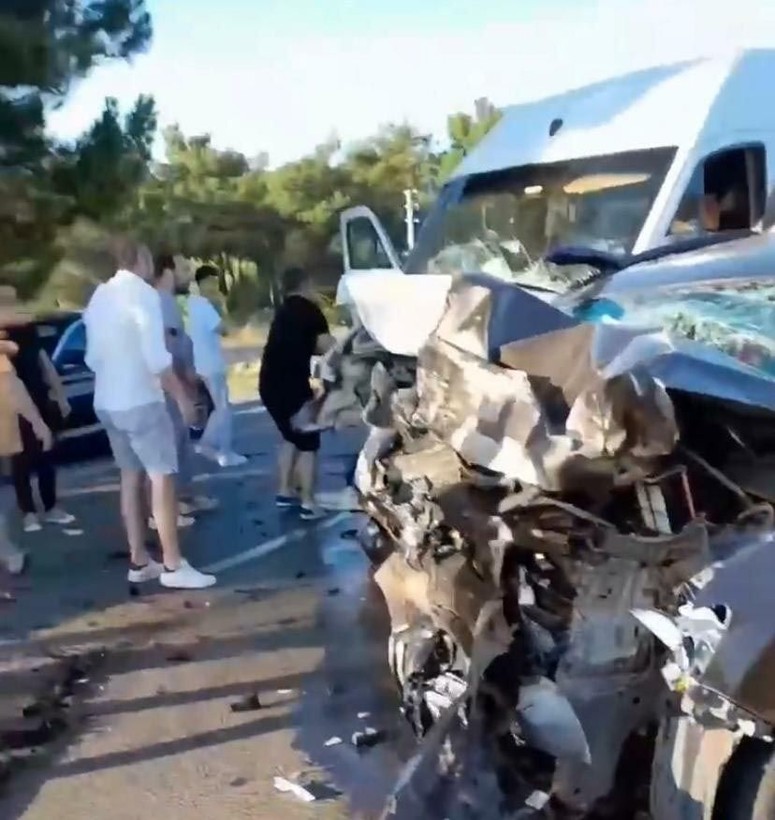 İzmir'de bayramı kana bulayan makas faciasının sürücüsü, aracını başka bir yere park edip tekrar olay yerine geldi - Resim: 4