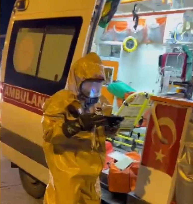 Avcılar'da devlet hastanesinde büyük panik! 2 işçinin zehirlenme belirtileri diğer hastalarda görüldü, acil boşaltıldı - Resim: 1