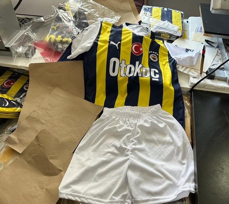 Sahte forma satanlar yakalandı - Resim: 4