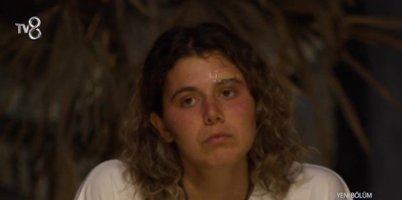 Survivor'da tansiyon yükseldi! Acun Ilıcalı çılgına döndü, yarışmacıyı kovmaktan beter etti: Hayretler içerisindeyim, vedalaşmadan ayrılabilirsin - Resim: 3
