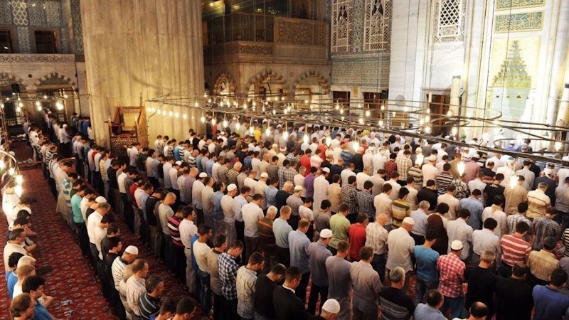 CUMA NAMAZI SAATLERİ | Bugün cuma namazı saat kaçta? 26 OCAK 2024 Diyanet İstanbul, Ankara, İzmir ve il il cuma namazı vakitleri - Resim : 1
