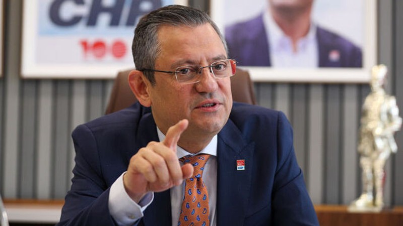 Murat Kurum'dan Özgür Özel'e yanıt: Senin çapın olmadığı gibi duruşun da yok - Resim : 1