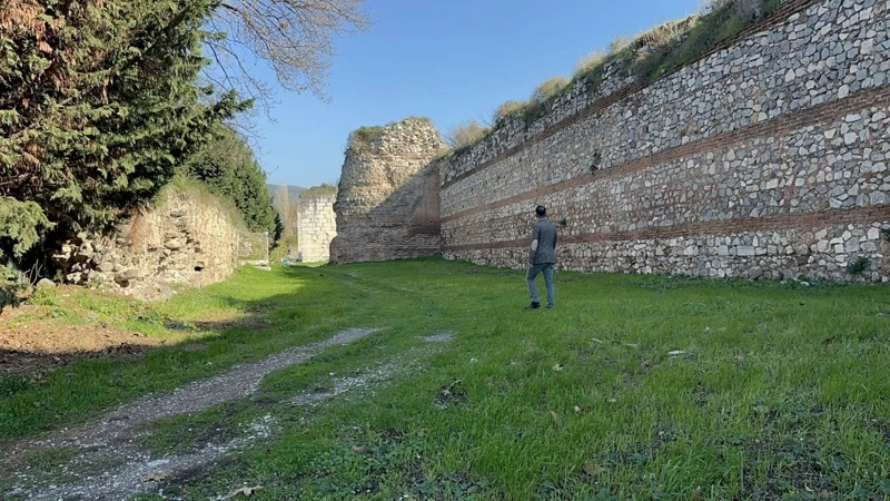Papa ziyaretinin ertesi günü: Sit alanındaki arsa 5,5 milyon TL’ye satışta - Resim: 6