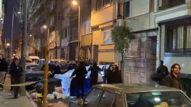 Kan donduran cinayette yeni görüntüler ortaya çıktı! Genç kadının cansız bedenini sokak sokak taşıdılar - Resim: 4