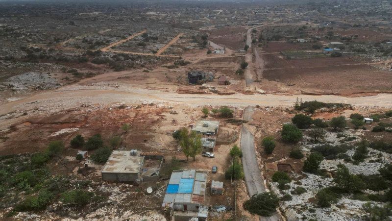 Libya'daki sel şehri bataklığa çevirdi! İlk günün görüntüleri dünyayı şoke etti - Resim: 69