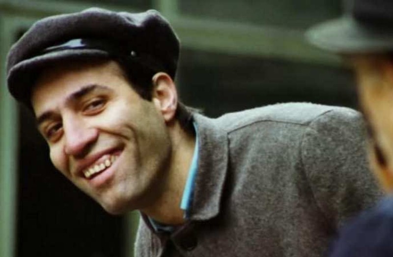 Kemal Sunal ne zaman öldü? 79. doğum gününde büyük usta Kemal Sunal'ın hayatı, oynadığı filmler - Resim : 1