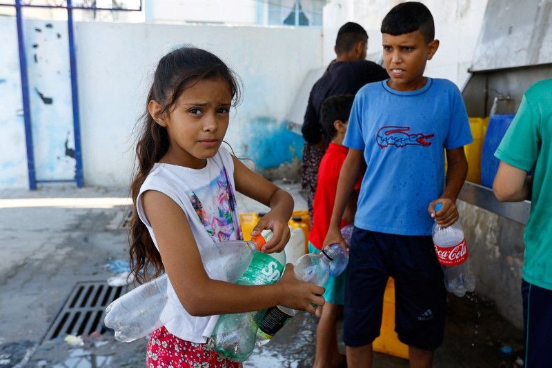 İsrail'e Gazze çağrısı: Her 15 dakikada bir çocuk yaşamını yitiriyor - Resim: 13