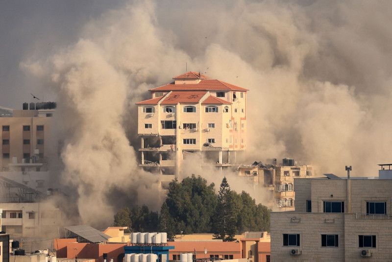 İsrail basını Hamas'ın saldırısından Netanyahu'yu sorumlu tutuyor! Menachem Begin gibi istifa etmeli - Resim: 26