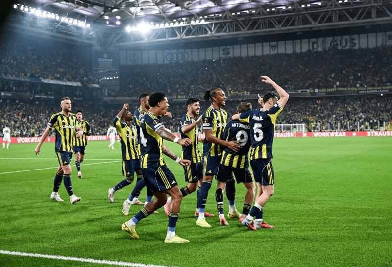 Dev kapışma sahada: Fenerbahçe evinde Galatasaray’ı ağırlıyor - Resim: 4