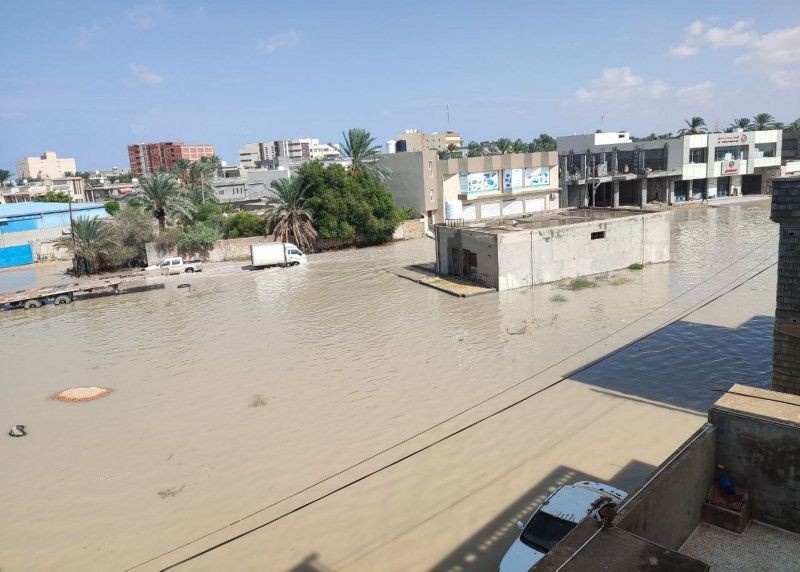 Sel felaketi yaşayan Libya'daki Derne kentinde 245 ceset bulundu - Resim: 3