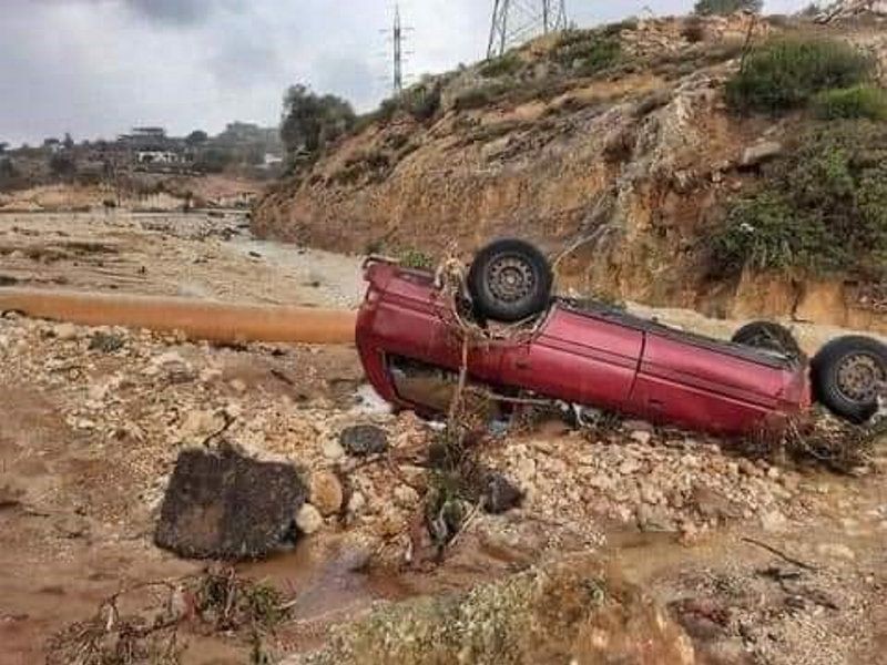 Libya'daki sel şehri bataklığa çevirdi! İlk günün görüntüleri dünyayı şoke etti - Resim: 50