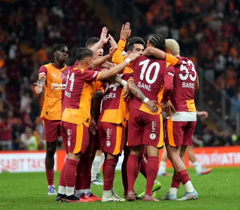 Galatasaray'ın Şampiyonlar Ligi planı ortaya çıktı! Okan Buruk 3 puanlık hedef maçlarını belirledi - Resim: 4