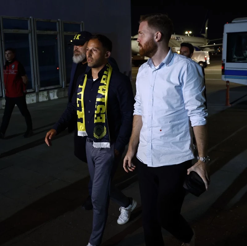 Fenerbahçe'de sıcak gelişme: Sadettin Saran, Ali Koç'un getirdiği ismi görevden alıyor - Resim: 4