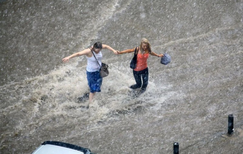 İstanbul'da fırtına bekleniyor! Meteoroloji Genel Müdürlüğü'nden 28 kente sarı ve turuncu kodlu uyarı - Resim: 4