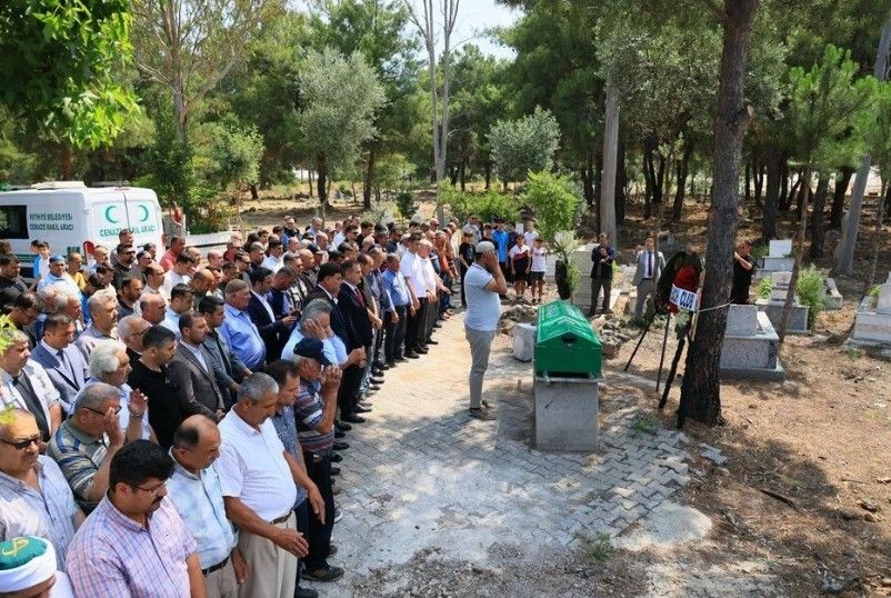 Marmaris'teki depremde can veren Afranur'a gözyaşları içinde veda - Resim: 2