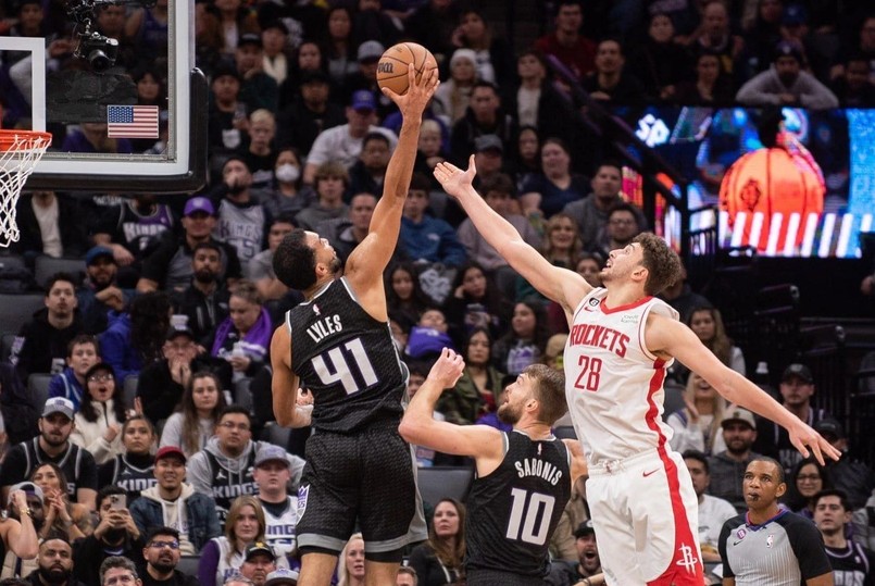 Breaking Bad'in efsaneleri Alperen Şengün'ü izledi! Alperen'den double-double - Resim: 3