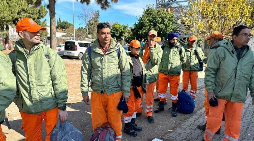 Dünyadan Türkiye'ye yardım eli uzandı - Resim: 18