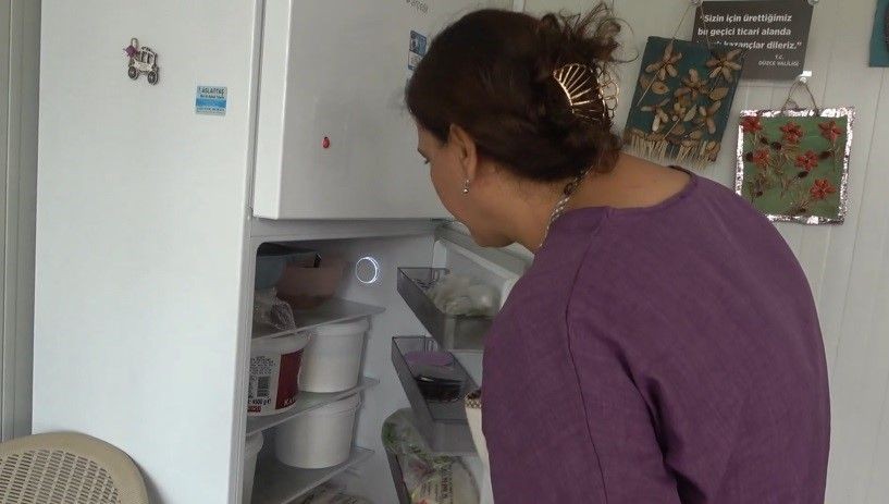Depremzede esnafın konteynerine giren hırsız içli köfte yiyip, bulaşıkları yıkadı - Resim: 6
