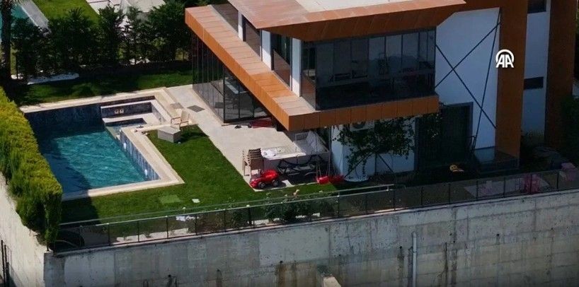 Ferdi Zeyrek'in elektrik akımına kapıldığı ev drone ile görüntülendi - Resim: 3