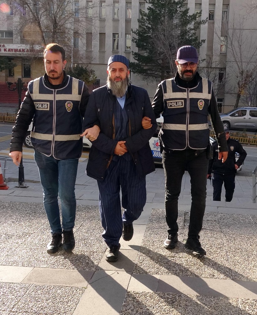 Üçler Döner sahibi Mustafa Atmaca boykot ediliyor! TikTok canlı yayınında Atatürk'e hakaret eden Erzurumlu Hacı Dönerci tutuklandı - Resim : 3