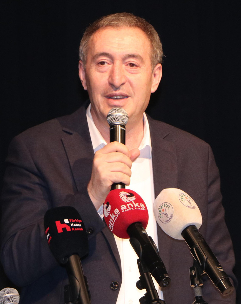 DEM Parti’den CHP’ye İmralı eleştirisi: Tarih bu anı kaydedecektir - Resim : 1