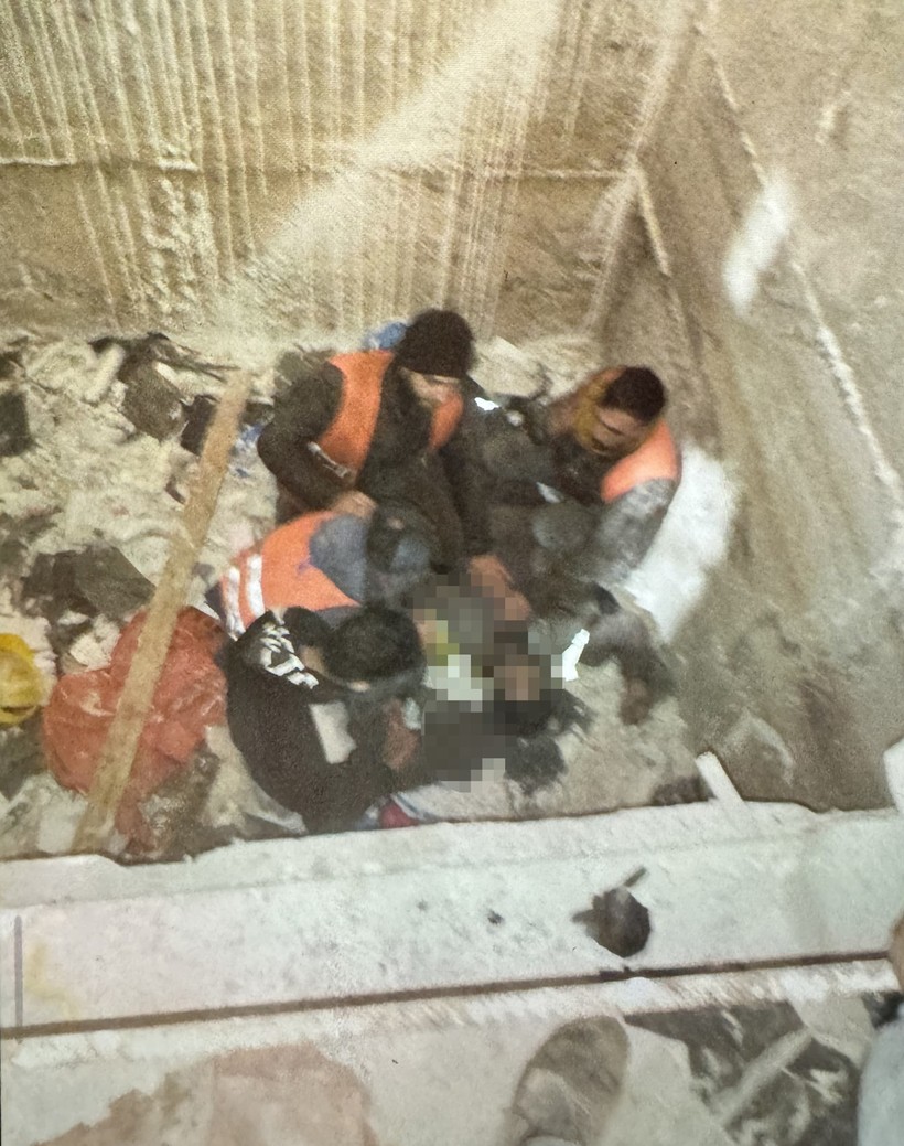 Üniversite kampüsündeki inşaatın 4. katından düşen işçi hayatını kaybetti - Resim : 1