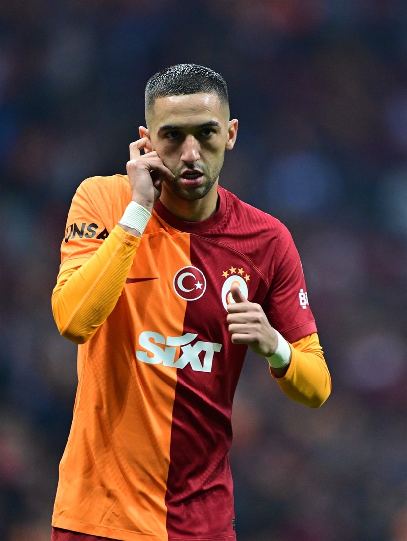 Galatasaray Teknik Direktörü Okan Buruk, 6 gollü galibiyetin ardından konuştu - Resim : 8