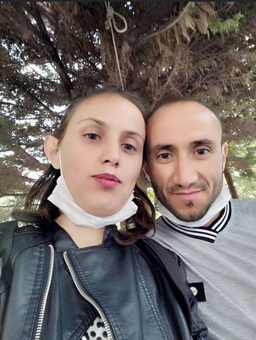 Eskişehir'de meydana gelen olayda eşinden boşanmak isteyen kadın kocasını bıçakladı! "Bıçağı elinden almaya çalışırken oldu" - Resim : 2