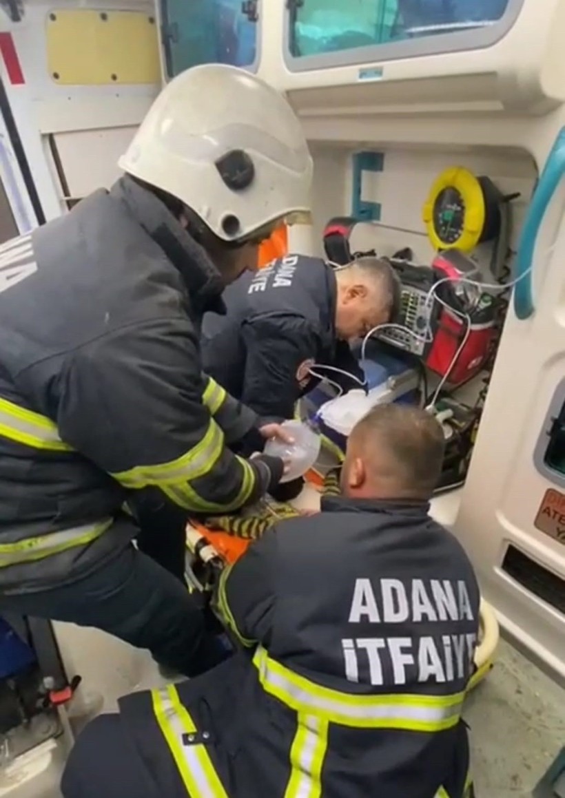 Adana'da elektrikli soba faciası ikiz bebekleri ayırdı - Resim : 6