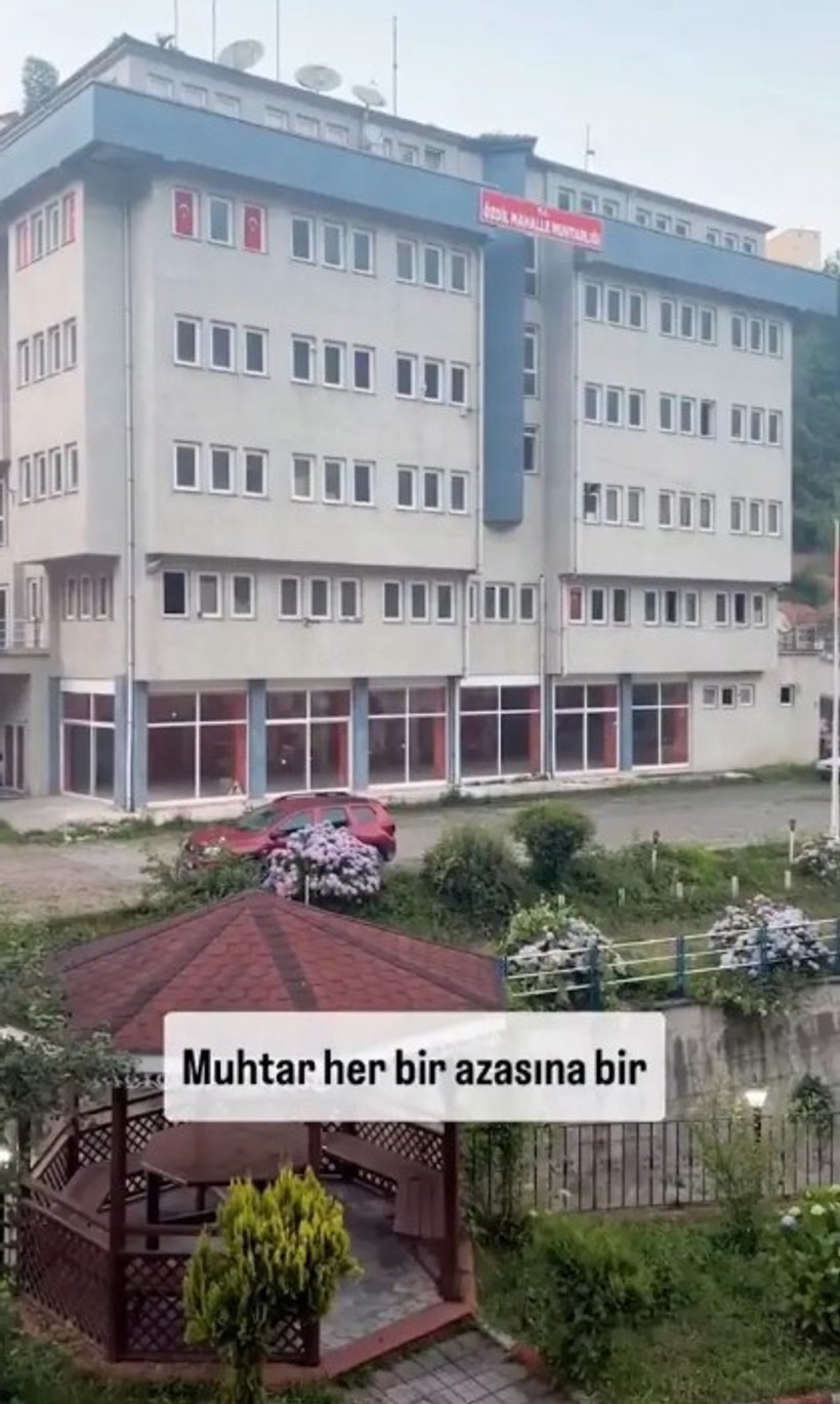 Dev muhtarlık binası gündem oldu! "Devlet mi yönetiyor burada?" - Resim : 2