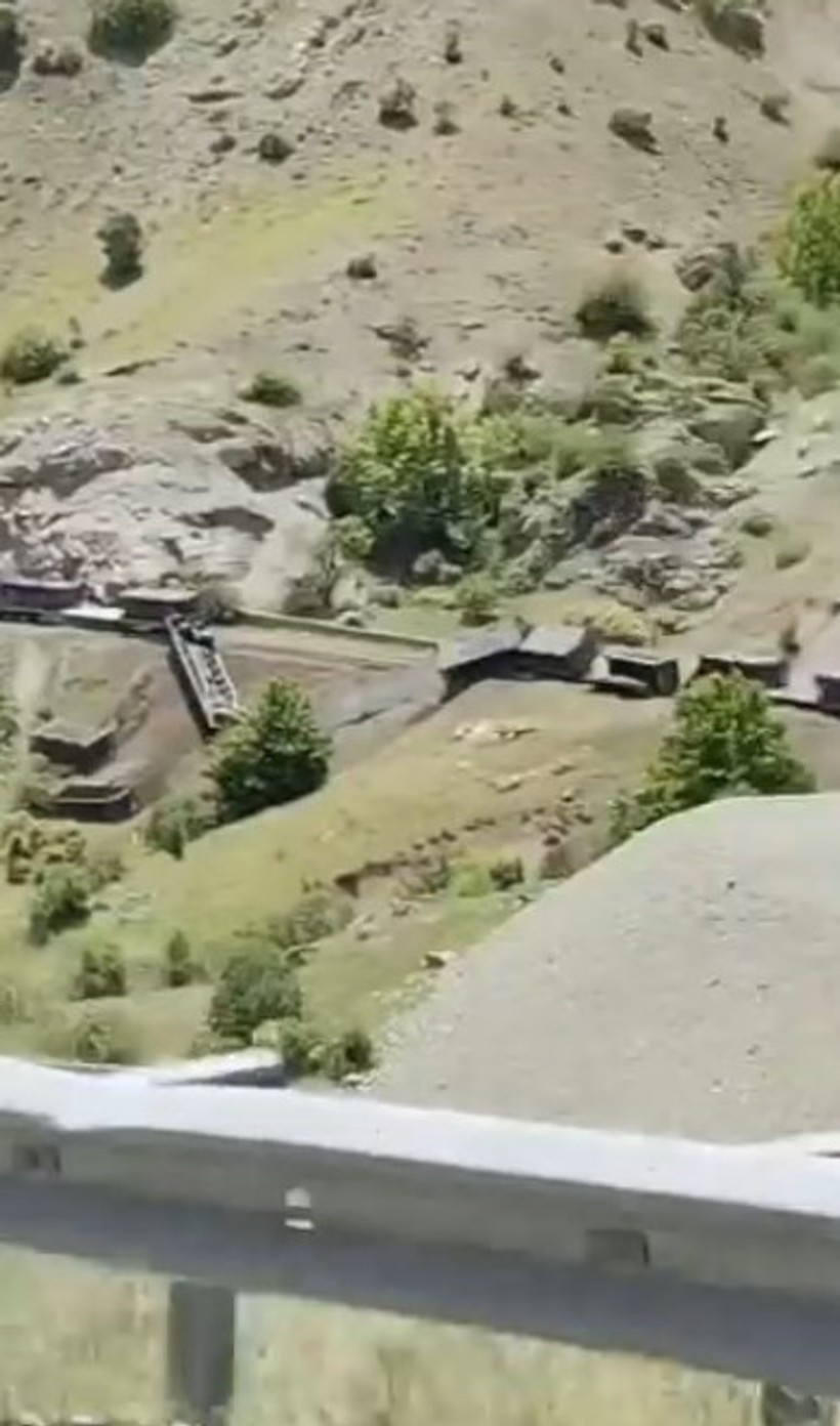 Elazığ'da yük treni raydan çıktı! Olay yerinden ilk görüntüler - Resim : 1