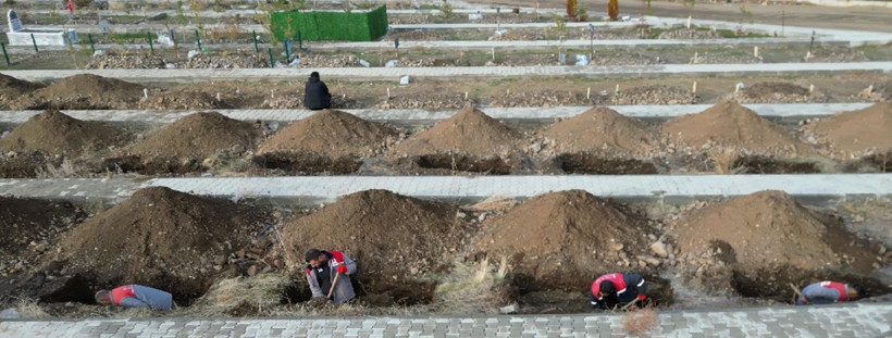 Erzurum'da dondurucu soğuklar öncesi '500 kışlık mezar' kazıldı - Resim: 1