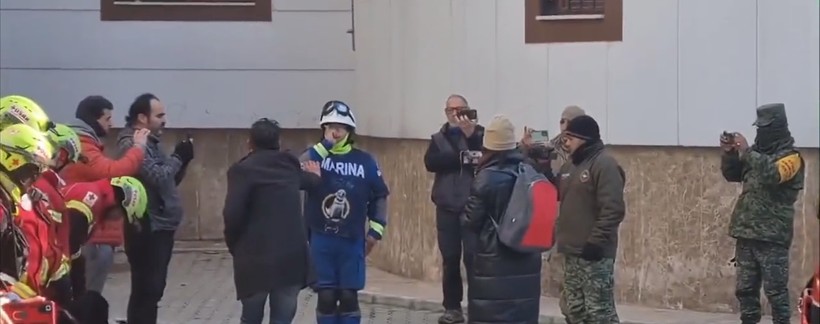 Enkaz altında kalan Meksikalı arama kurtarma köpeği törenle uğurlandı - Resim: 9