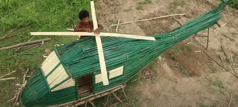 Daha önce böyle helikopter görmediniz! Teknolojiyi değil ilkel malzemeleri kullandı - Resim: 34
