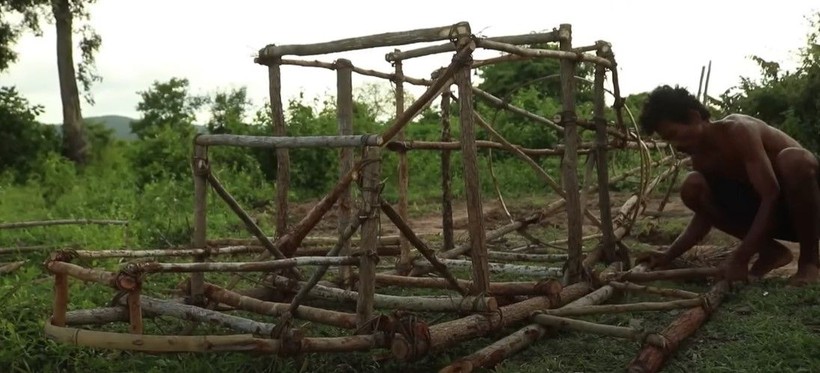 Daha önce böyle helikopter görmediniz! Teknolojiyi değil ilkel malzemeleri kullandı - Resim: 15