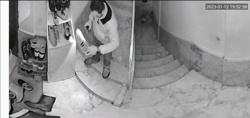 Antalya'daki hırsız ayakkabıları koklaya koklaya çaldı - Resim: 5
