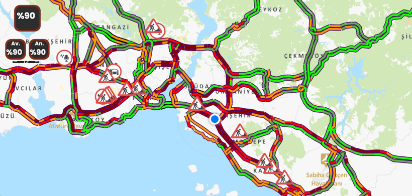 İstanbul'da trafik çilesi! Haftanın son günü yoğunluk yüzde 90'a ulaştı - Resim : 1