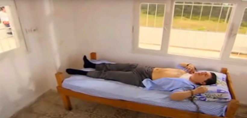 İşte Kurtlar Vadisi'ndeki çekim hatası! Yıllar sonra bilmem kaçıncı tekrarda fark edildi - Resim: 8