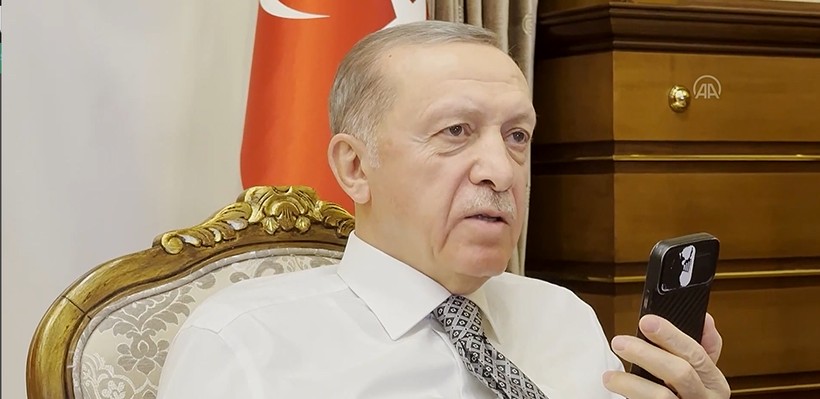 Cumhurbaşkanı Erdoğan, Aleyna Ölmez'in ailesine geçmiş olsun dileklerini bizzat iletti - Resim: 5