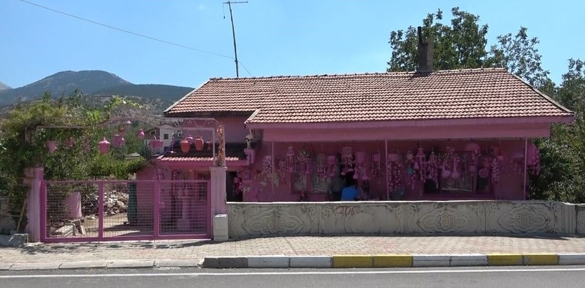 75 yaşındaki Ispartalı Sakine teyzenin pespembe hayatı - Resim: 15