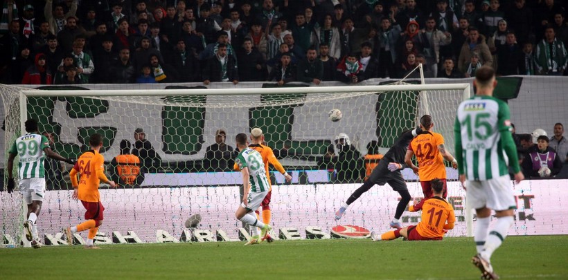 Okan Buruk'tan Jorge Jesus'a play-off cevabı - Resim: 10