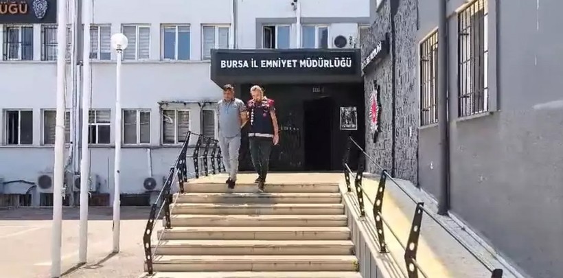 Bursa'da akılalmaz dolandırıcılık! Önce müftü sonra kaymakam oldu, onlarca kişiyi kandırdı - Resim : 1