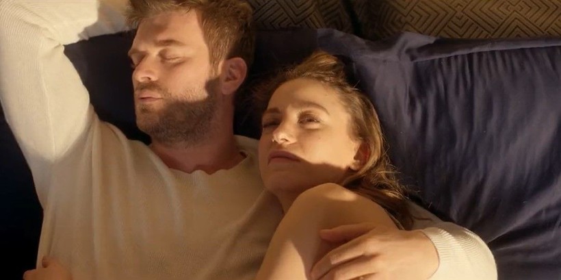 Aile dizisinin Devin'i Serenay Sarıkaya'nın 'Yaramızda Kalsın' şarkısını söylediği anlar yıktı geçti! Sosyal medyada gündem oldu: Serenay bu dünyaya vip gelmiş - Resim: 11