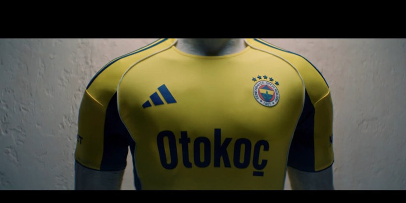 Fenerbahçe 2025-2026 sezonu formalarını tanıttı - Resim : 2