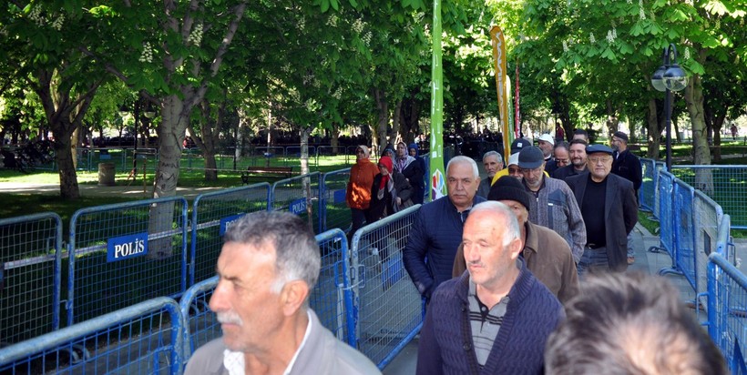 Duyan geldi! Kayseri'de sonu görünmeyen kuyduk - Resim: 4