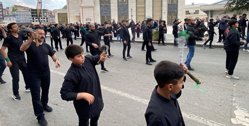 Kars’ta binlerce kişi Kerbela şehitlerini andı - Resim: 4