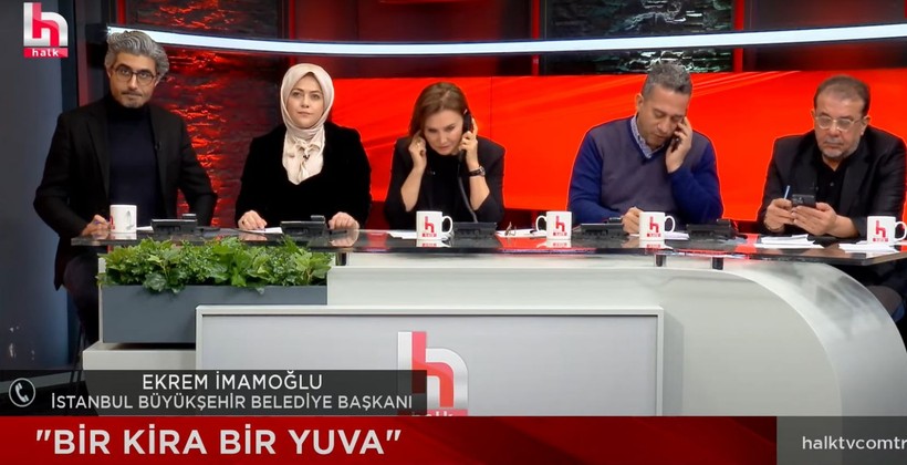 İzmir Büyükşehir Belediyesi tarafından depremzedeler için düzenlenen "Bir Kira Bir Yuva" kampanyasına ünlülerden destek yağdı - Resim: 5